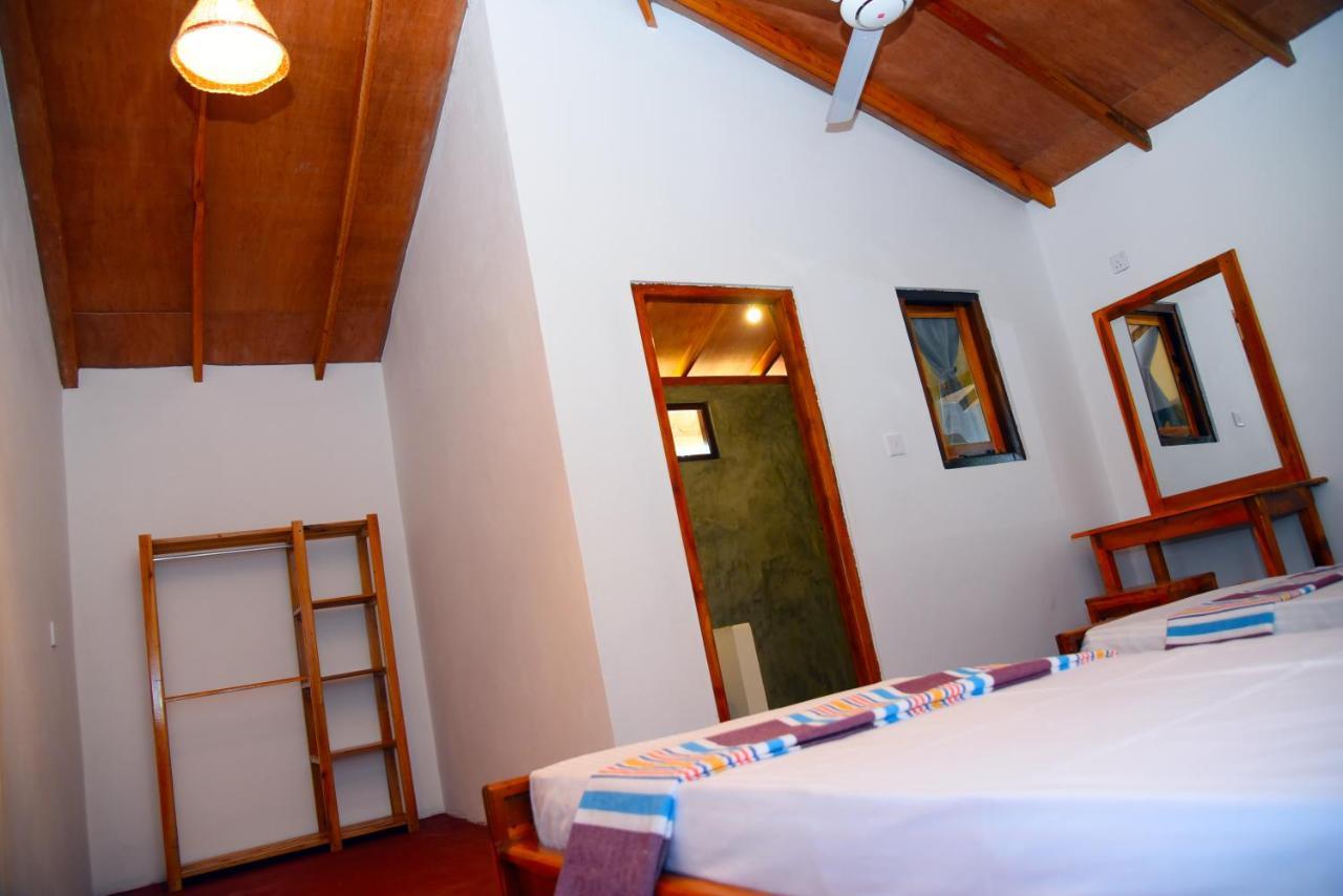 Prime Surfers Bungalow Arugam Bay Exterior foto